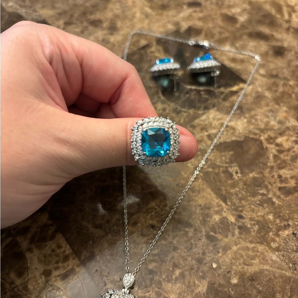 New 3PC JCPenney Blue Quartz/White Sapphire Silver Necklace, Earrings, Ring set! - Picture 5 of 9